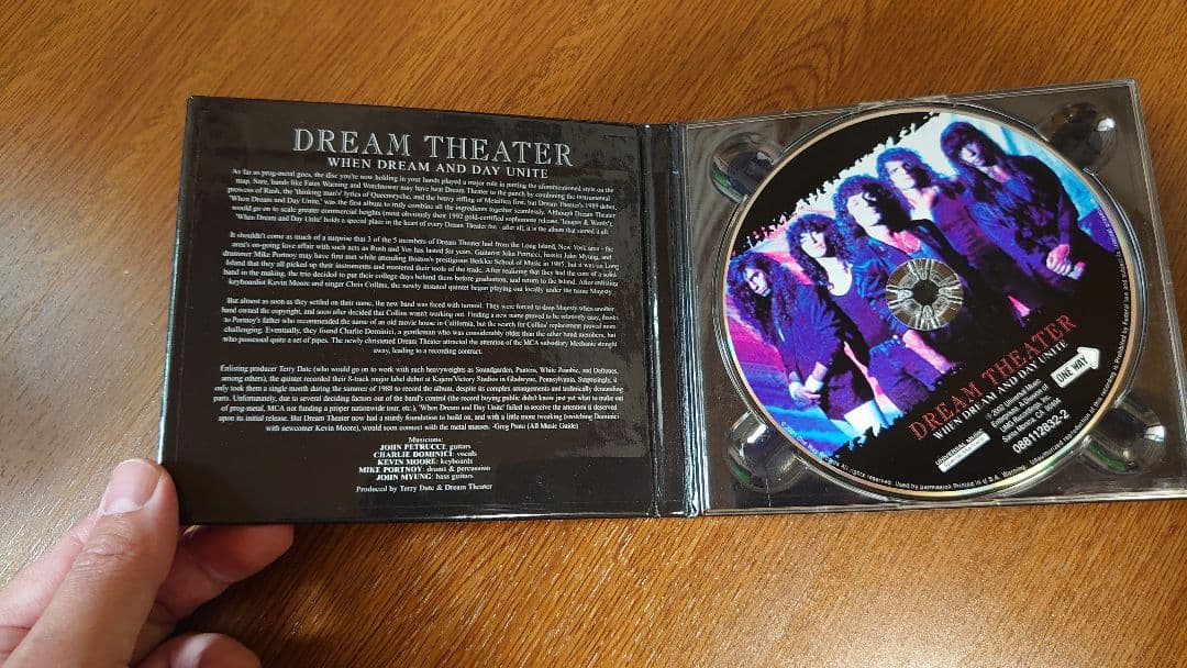 Dream Theater Limited Edition "When Dream And Day Unite" CD Remastered, Serial N | Japansoundstore