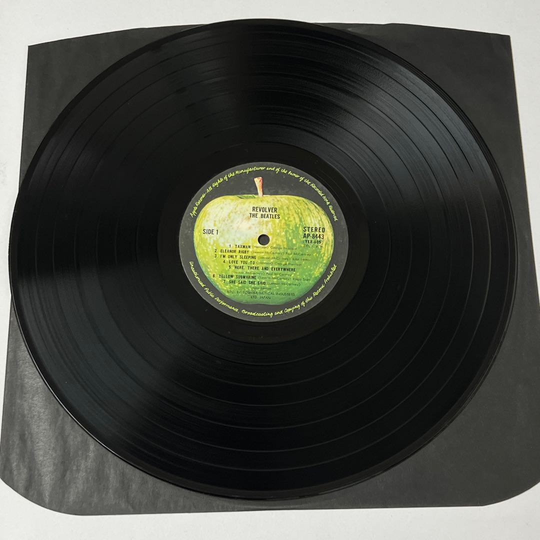 THE BEATLES Revolver LP Vinyl Record AP-8443 Japan Apple Obi Insert Included