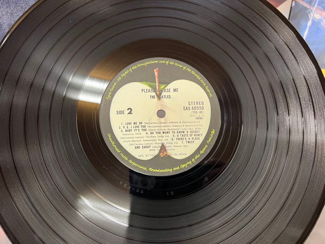The Beatles - Please Please Me LP 1976 Japan Pressing EAS-80550 Apple Early Matr
