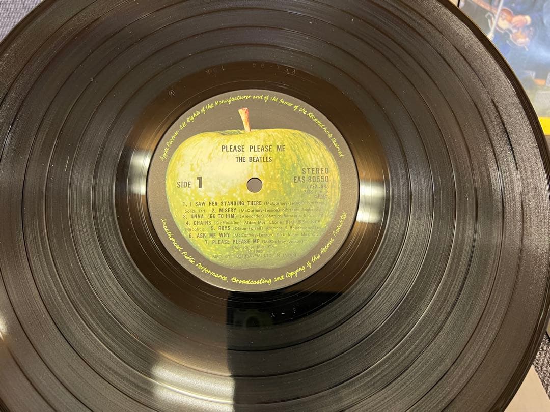 The Beatles - Please Please Me LP 1976 Japan Pressing EAS-80550 Apple Early Matr