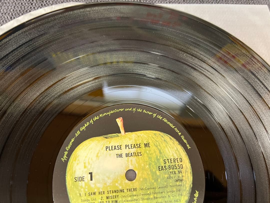 The Beatles - Please Please Me LP 1976 Japan Pressing EAS-80550 Apple Early Matr