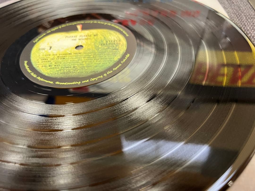 The Beatles - Please Please Me LP 1976 Japan Pressing EAS-80550 Apple Early Matr