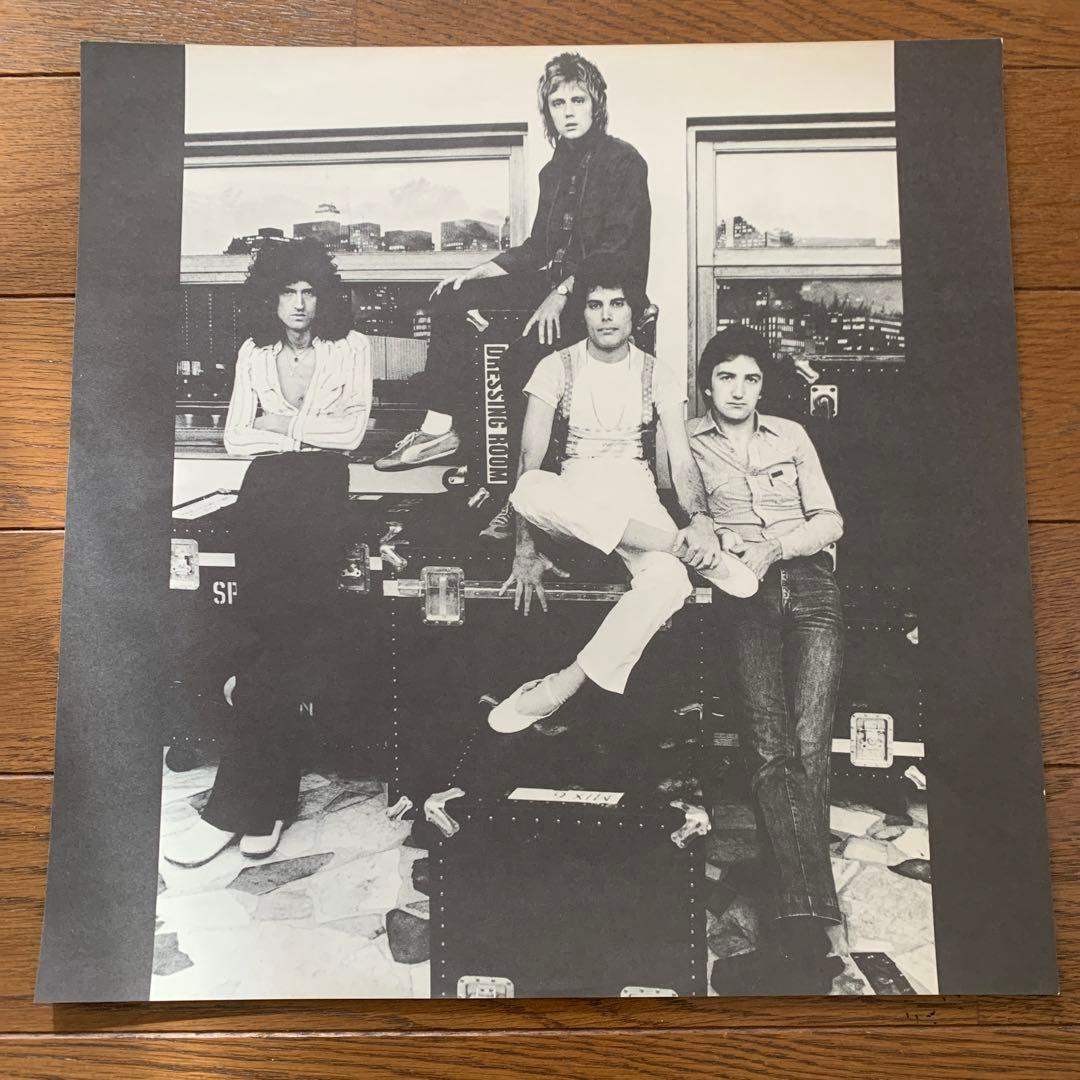 Queen Jazz LP with Color Poster, Lyrics, Japan Import, Near Mint | Japansoundstore