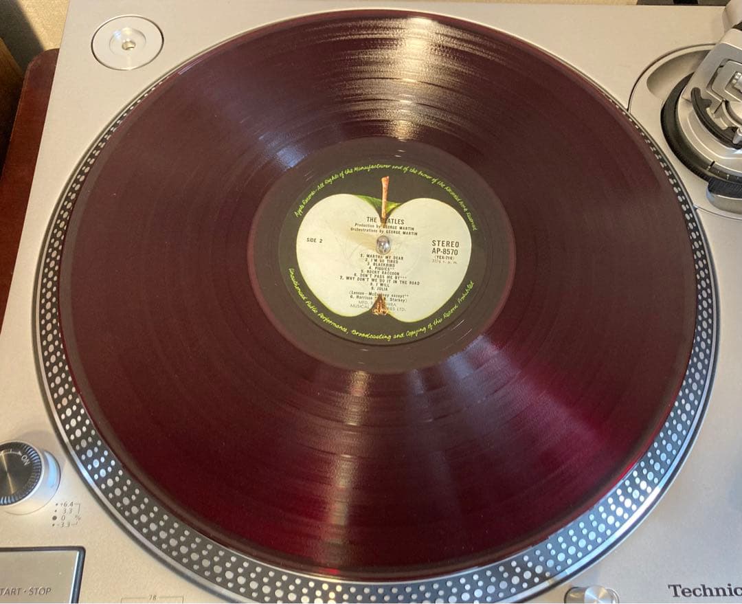 The Beatles White Album Japanese Red Stereo LP Used Collectible | Japansoundstore