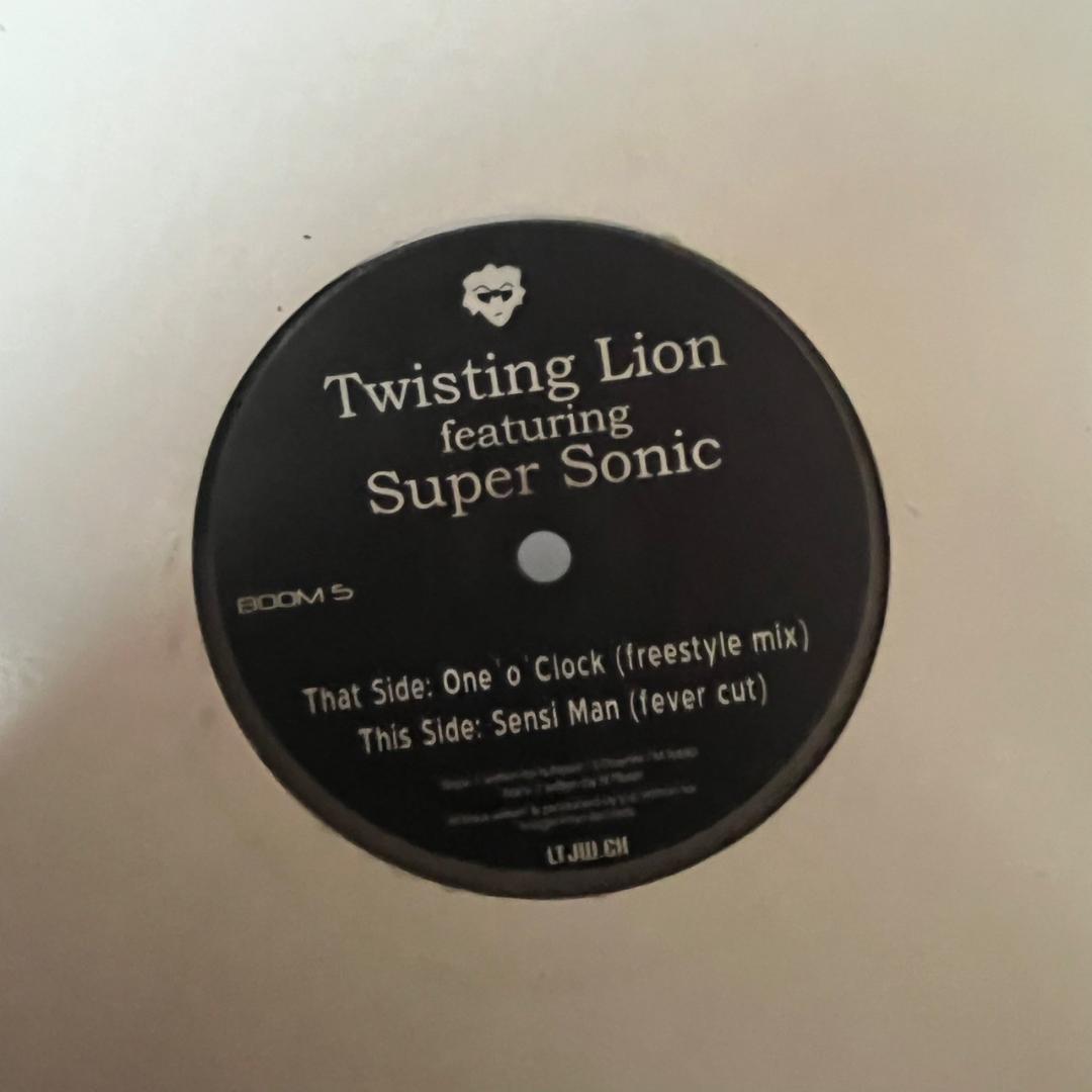 Twisting Lion ft. Super Sonic - One 'O' Clock 12" Vinyl Jungle Electronic Swiss