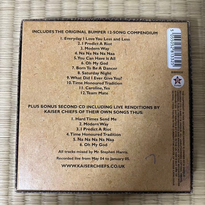 Kaiser Chiefs Employment Deluxe 2CD Signed UK Band Vinyl Condition Slightly Used | Japansoundstore
