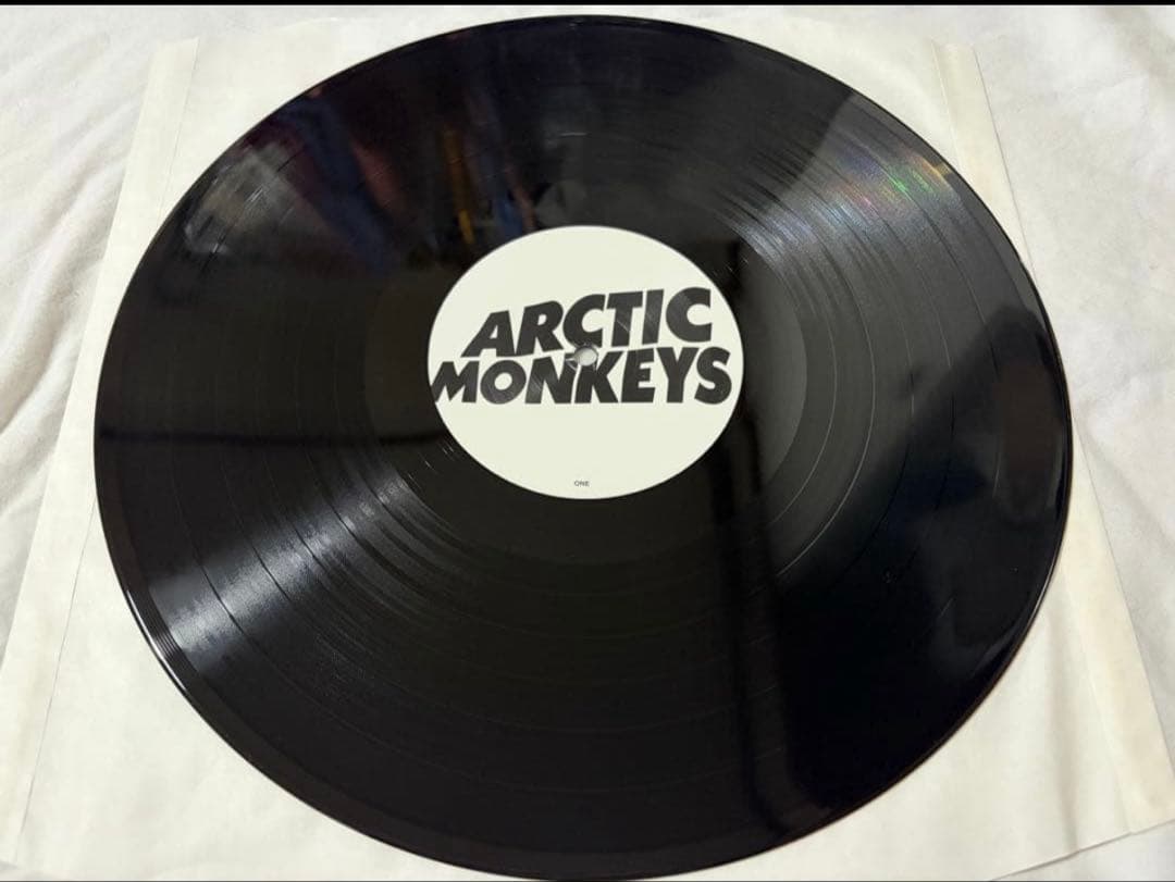 Arctic Monkeys - Suck It And See LP Japan Pressing with Obi Strip