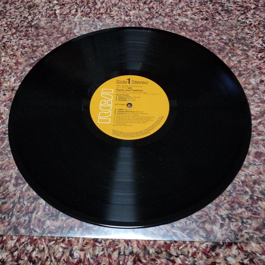 David Bowie Fame and Fashion Vinyl LP Japan 1984 Compilation Hits w/ Lyric Sheet