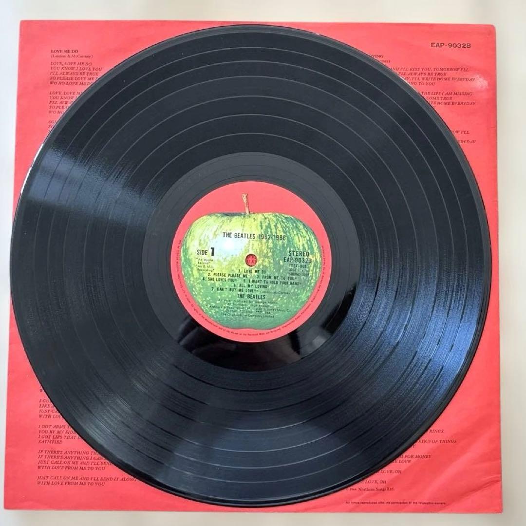 The Beatles 1962-1966 2LP Japan First Press EAP-9032B Toshiba Musical Industries