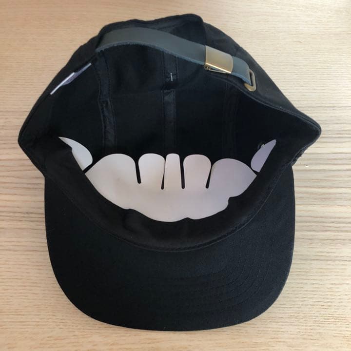 SOUND SIGNATURE 5Panel Cap Black  Delivery-style Techno Headwear | Japansoundstore