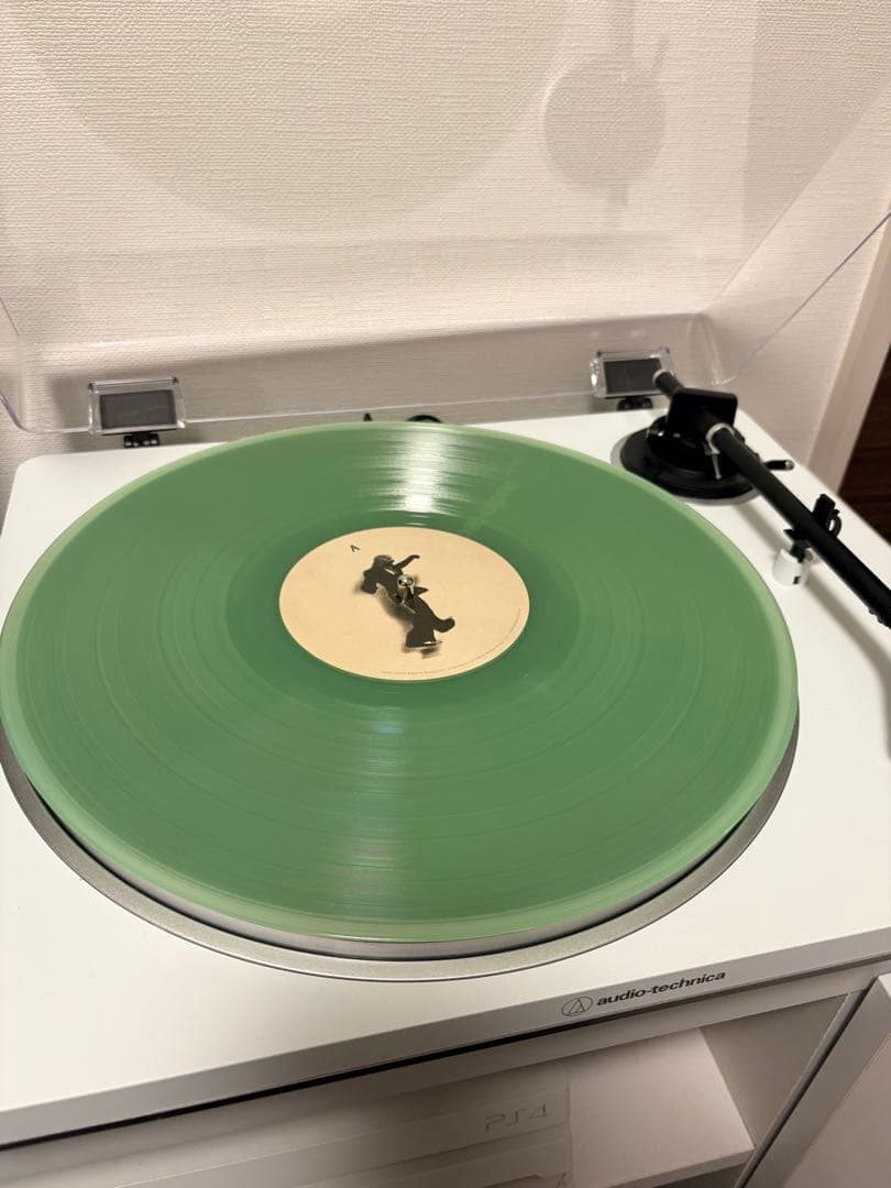 Keshi Requiem Green Vinyl LP Limited Edition Mint w/Posters, Unopened Record | Japansoundstore