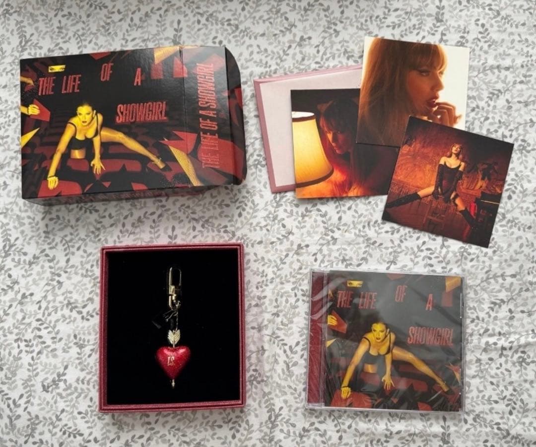 Taylor Swift Limited US CD with Exclusive Keychain, , Rare | Japansoundstore
