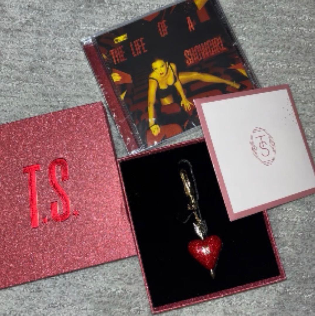 Taylor Swift Limited US CD with Exclusive Keychain, , Rare | Japansoundstore