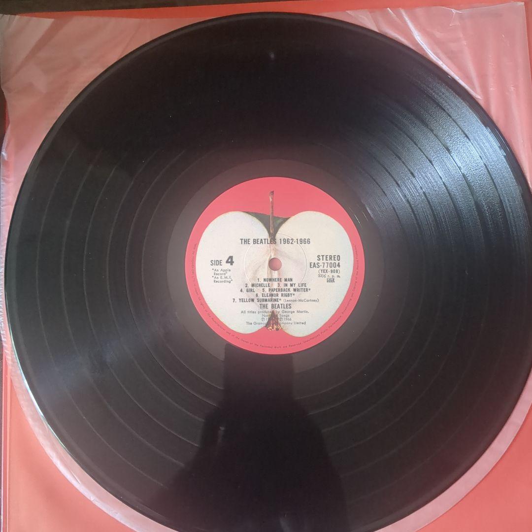 The Beatles 1962-1966 2LP Vinyl Japan Apple EAS-77003-4 Red Apple Labels