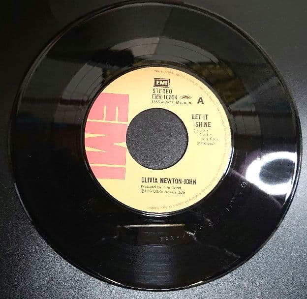 Olivia Newton-John Let It Shine / He Ain't Heavy, He's My Brother 7" Japan Vinyl