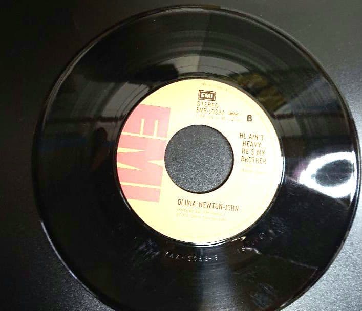 Olivia Newton-John Let It Shine / He Ain't Heavy, He's My Brother 7" Japan Vinyl