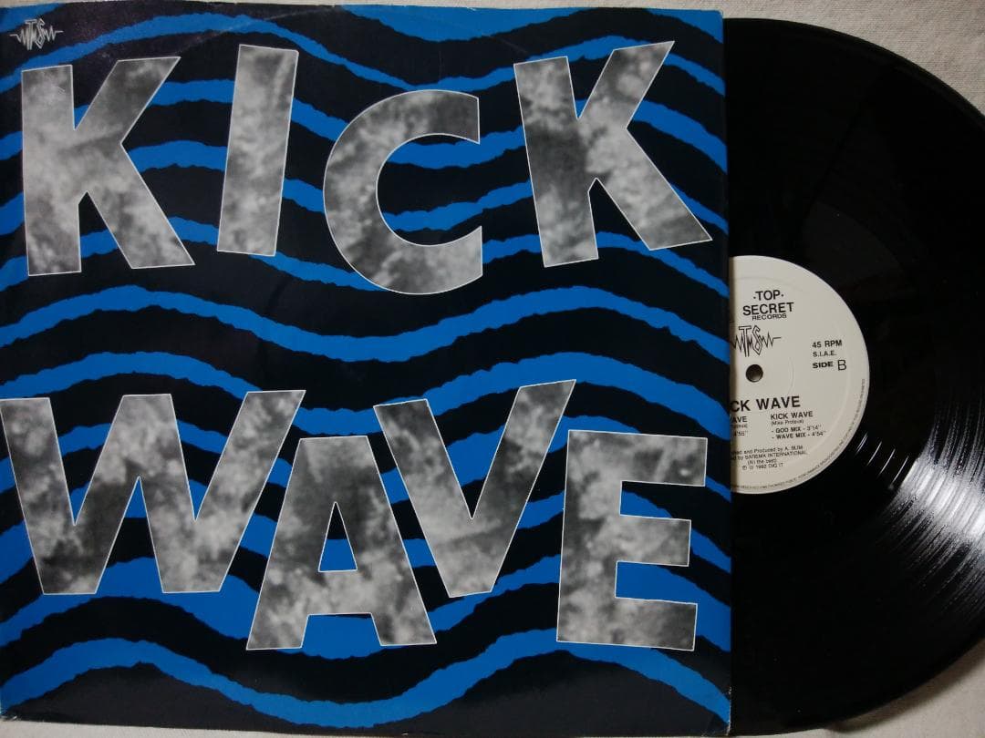 Kick Wave - Kick Wave 12" Vinyl 1992 Early Hardcore Techno Italy Import