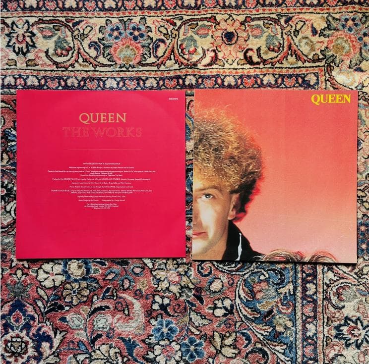 Queen - The Works LP Japan Original w/ Obi & Poster 1984 EMI ZR28-1125